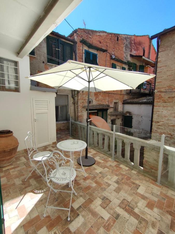 Casa Carraia Apartment Peccioli Bagian luar foto
